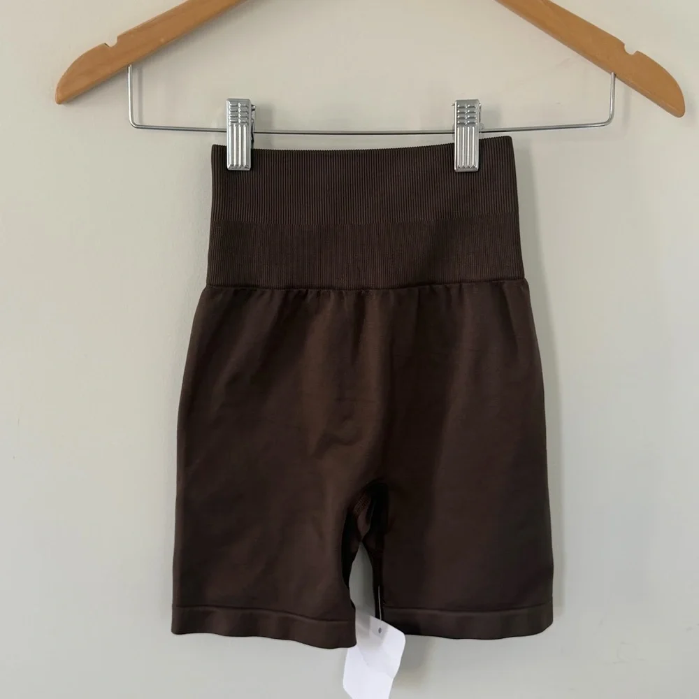Sefi Activewear Shorts - Picture 9 of 9